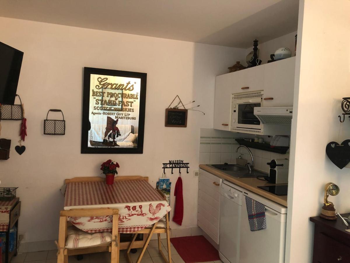 Studio En Rez De Jardin -"Le Petit Nid" A Trouville Luaran gambar