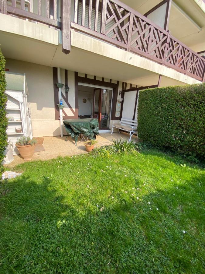 Studio En Rez De Jardin -"Le Petit Nid" A Trouville Luaran gambar