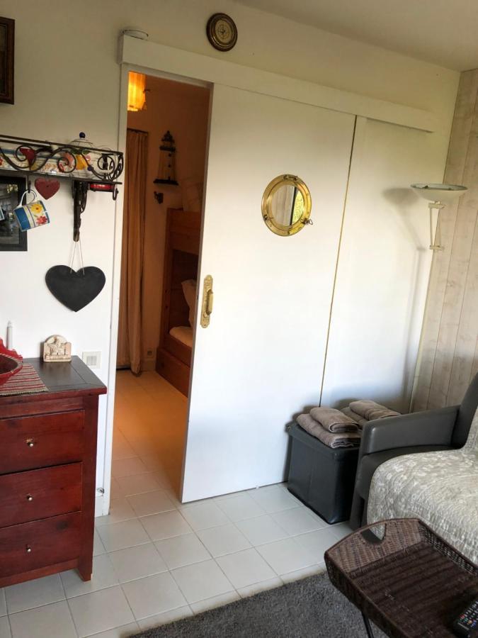 Studio En Rez De Jardin -"Le Petit Nid" A Trouville Luaran gambar