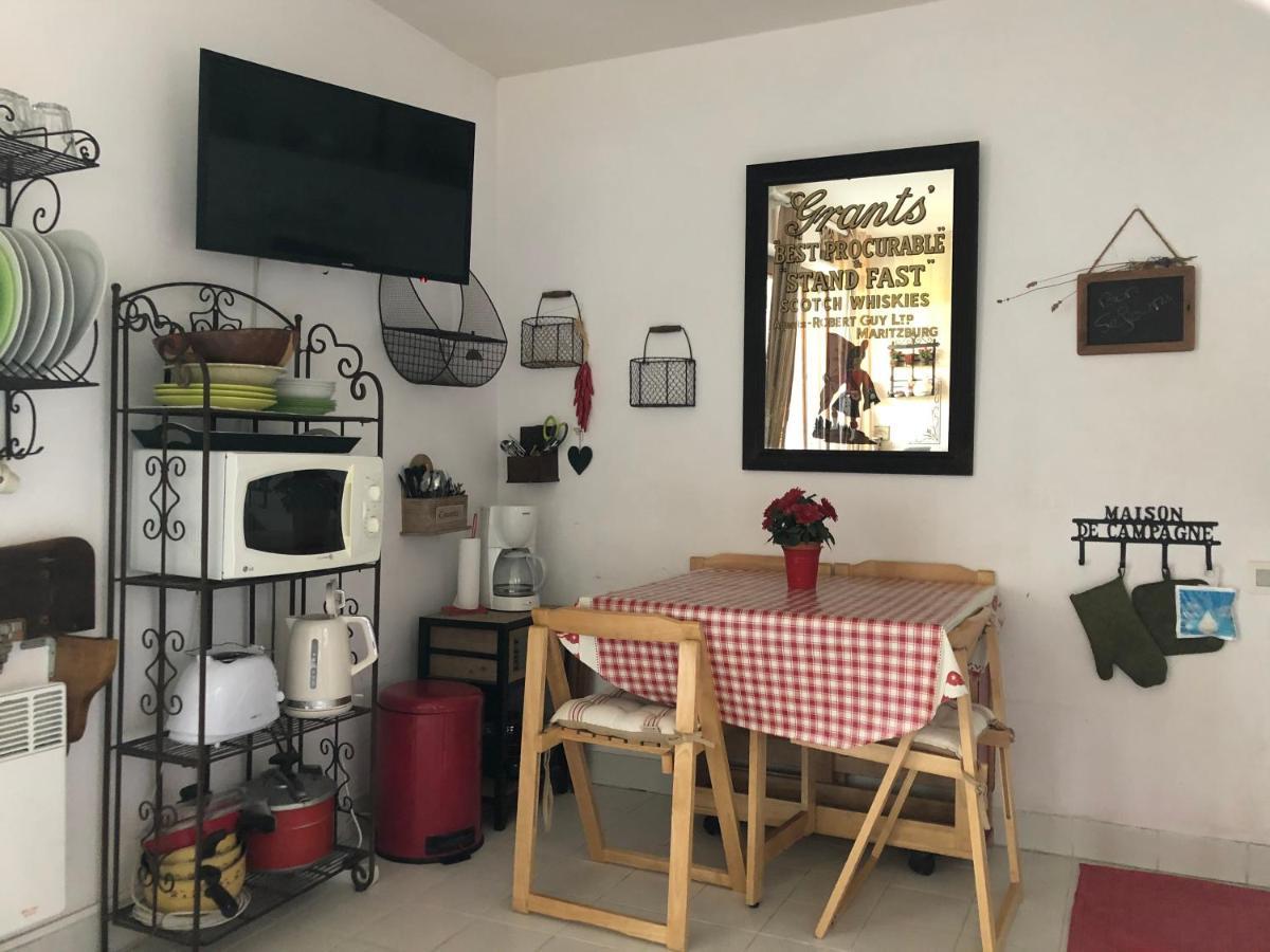 Studio En Rez De Jardin -"Le Petit Nid" A Trouville Luaran gambar