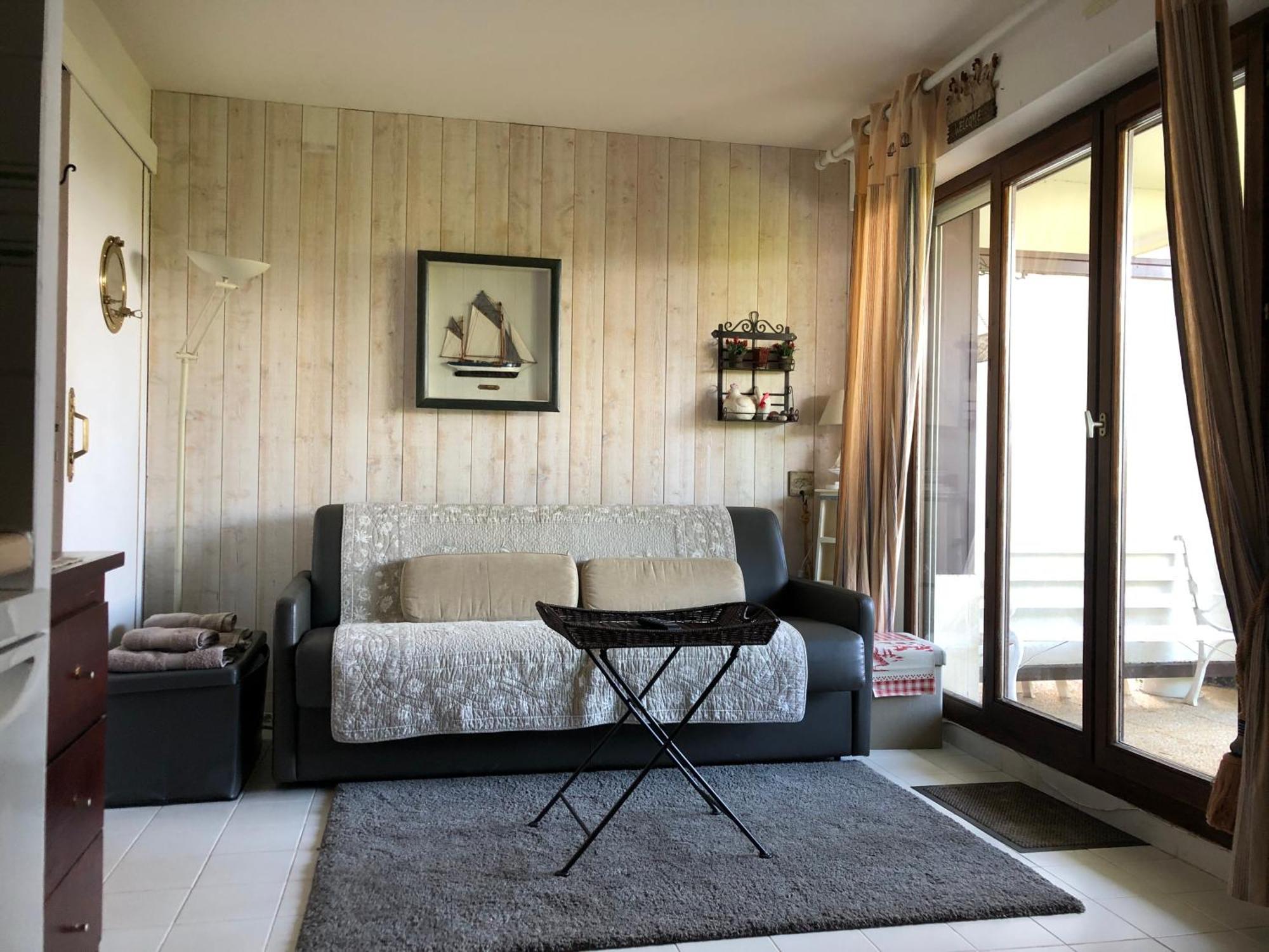 Studio En Rez De Jardin -"Le Petit Nid" A Trouville Luaran gambar