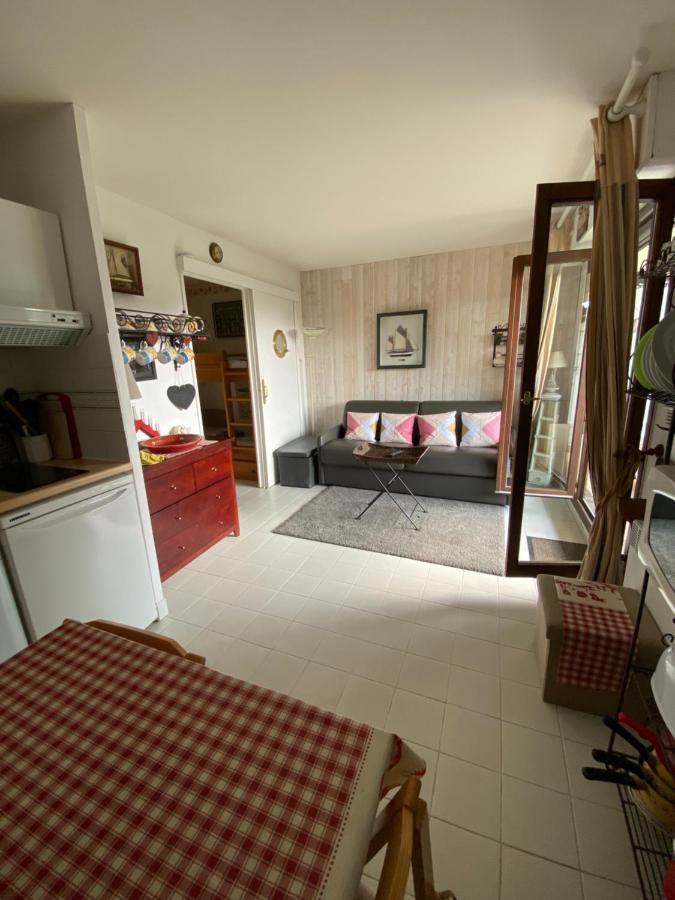 Studio En Rez De Jardin -"Le Petit Nid" A Trouville Luaran gambar
